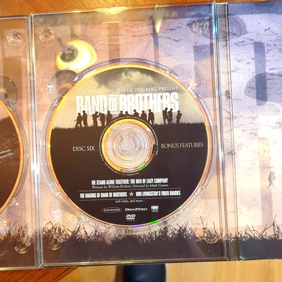 Band Of Brothers 6 Blue Ray Disc DVD Set in a  Collectable Metal Tin - Picture 10 of 10